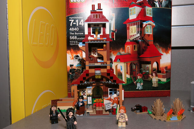File:Burrowtoyfair7.jpeg