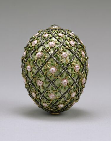 File:Rose Trellis Egg.jpg