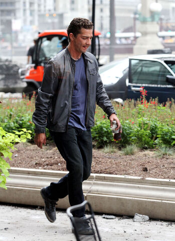 File:Shia-labeouf-msg-127964766306-3.jpg