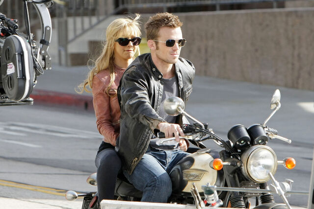 File:Cam+Gigandet+Christina+Aguilera+Cam+Gigandet+mbZLycnss3Yx.jpg