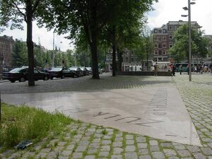 Ac.homomonument