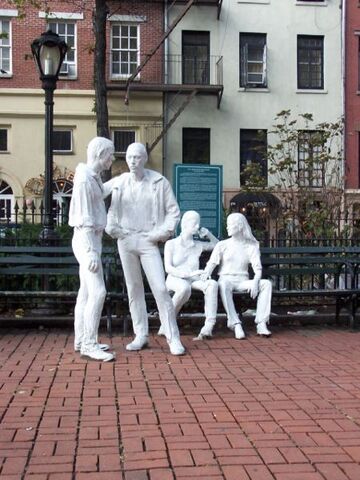 Файл:450px-Gay Liberation Monument-New York City-2006.jpg