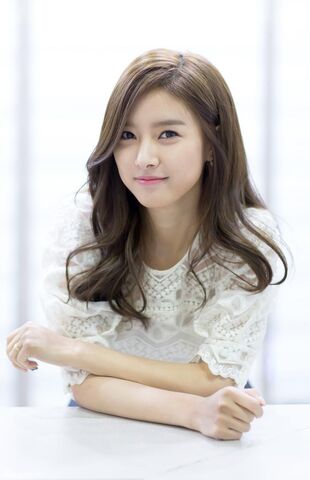 File:Kim So-eun.jpg