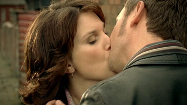 File:Samannie kiss.jpg