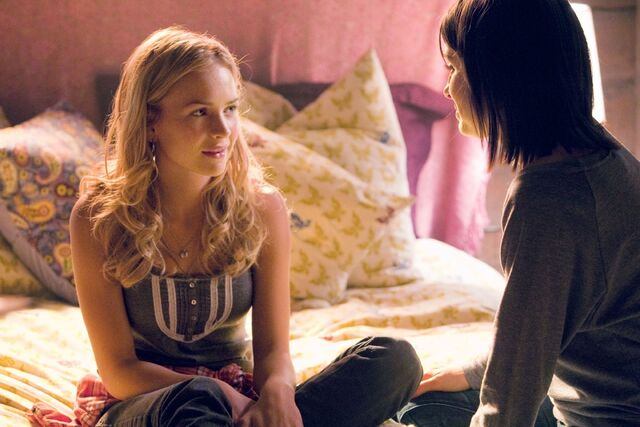File:Hq 007es1x03.jpg