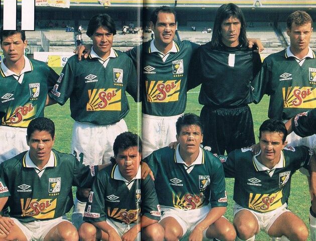 Archivo:LEONTeam1996.jpg
