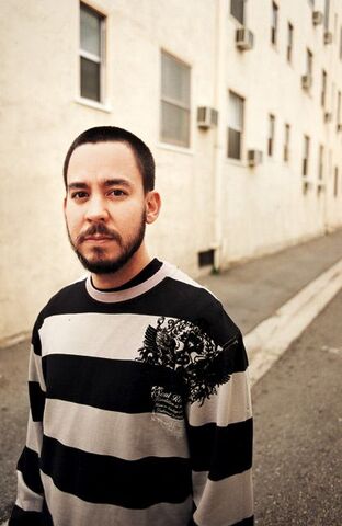 File:0325-MikeShinoda.jpg
