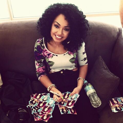File:Leigh in australia in sydney by littlemixfans-d5jfefh.jpg