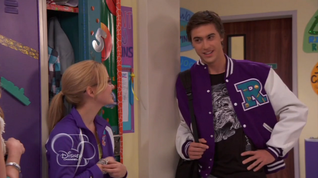File:MaddieNervous.png