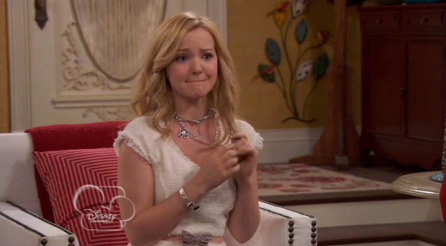 File:LivTellsMaddie.png