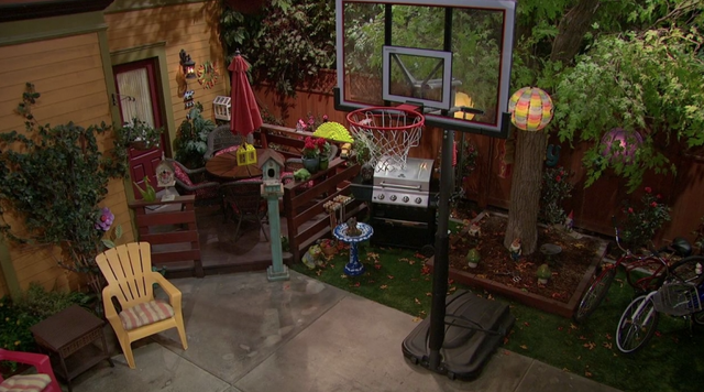 File:The Backyard.png