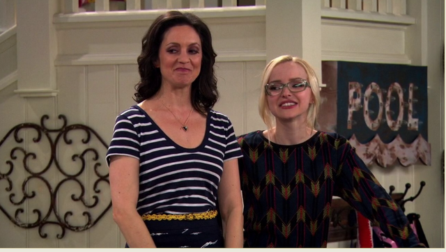 File:Karen and Maddie.png