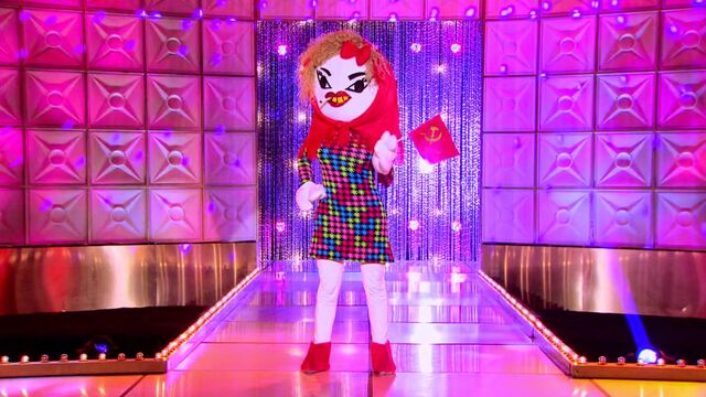 File:Katya Hello Kitty runway.jpg