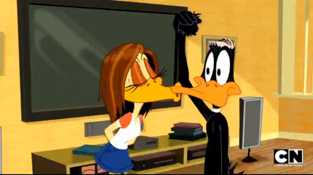 File:Tina kisses Daffy.png