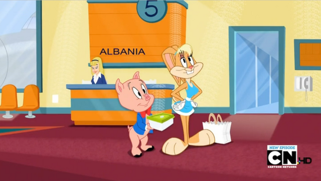 File:Porky & Lola Waiting.png