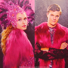 Glimmer y Marve, Tributos del Distrito 1.png