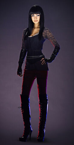 File:Kenzi infobox S2.jpg
