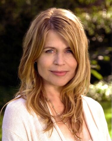 File:Linda Hamilton.jpg
