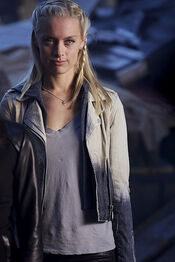 Tamsin (411)