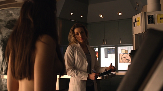 File:Bo examined by Dr Lauren Lewis (101).png
