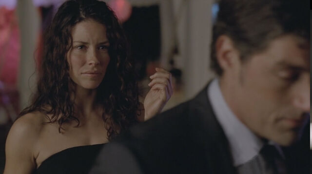 File:6x17-Kate Flashes Jack.jpg