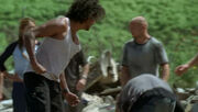 1x02-SayidSawyer.jpg