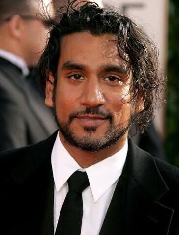 File:Naveenandrewssuit.jpg