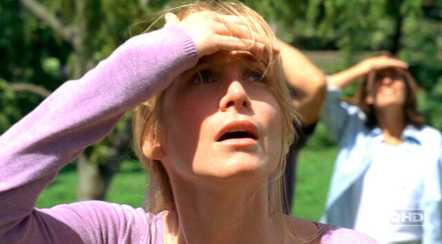File:3x01 JulietSeesHistory.jpg
