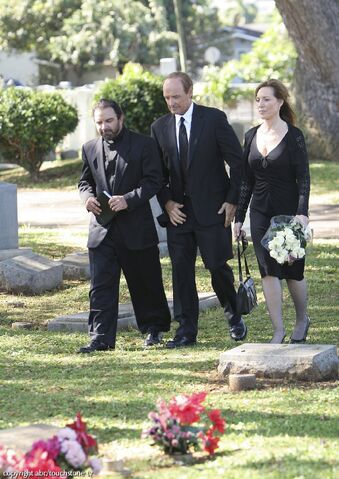 Ficheiro:Lockehelenfuneral.jpg