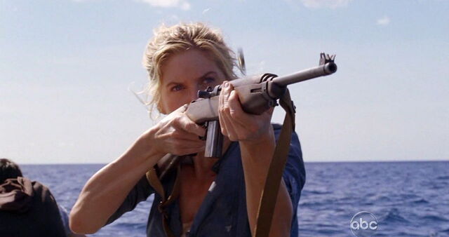 File:5x04 BadassJuliet.jpg