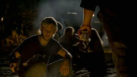 2x04-Peanut Butter Hurley Charlie.jpg