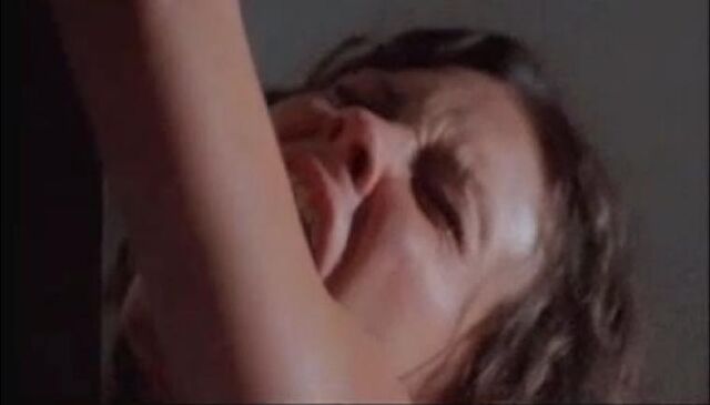 File:Del3-handcuffs-kate.jpg