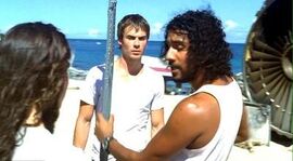 1x07 sayid boone kate.jpg