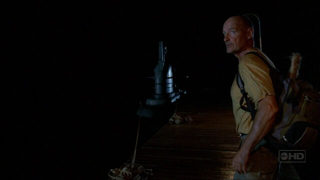 File:3x13 TMFT locke approaches sub.jpg