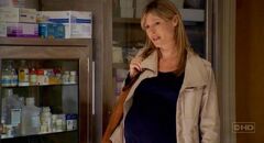 3x22-sarahpregnant.jpeg
