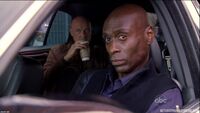 5x07-Locke-Abaddon-Auto-Walt.jpg