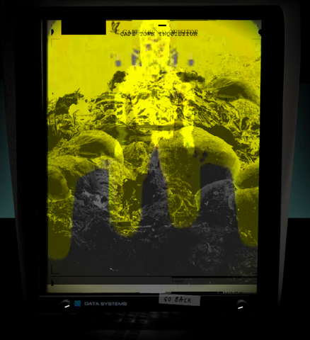 Archivo:548px-Microfilmfinalfreakout.png