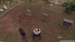 5x07-Locke-Abaddon-Grab.jpg