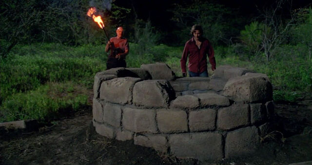 Archivo:6x12 DesmondAndTheWell.jpg
