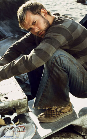File:Charlie Pace 2.jpg