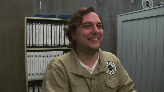 File:5x09 Robert.png