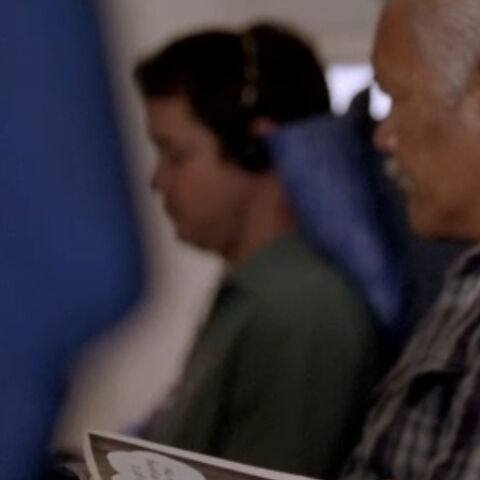 File:Tvs6x01dougairplane.jpg