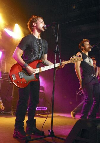 File:Singing Charlie.jpg