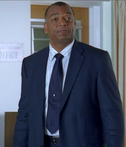File:3x22 funeral director.jpg