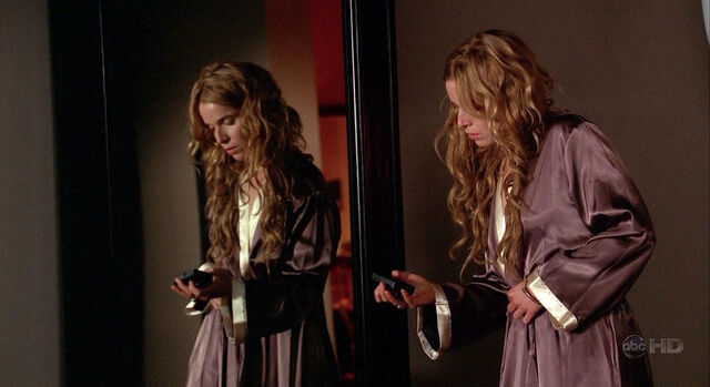 File:4x03 BeeperCalls.jpg