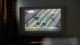 4x01 HurleyCarTV.jpg