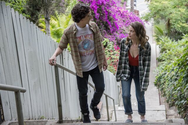 File:Love S1 E2.jpg
