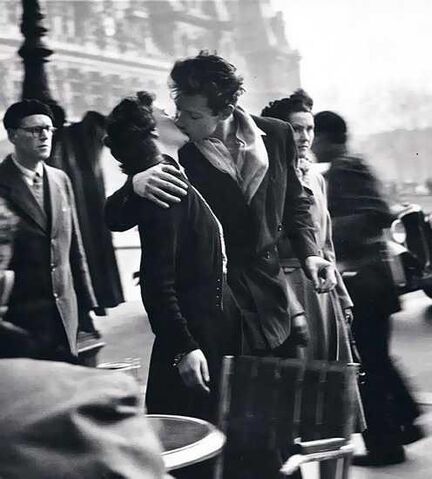 File:StreetphotogrpahyDoisneau.jpg