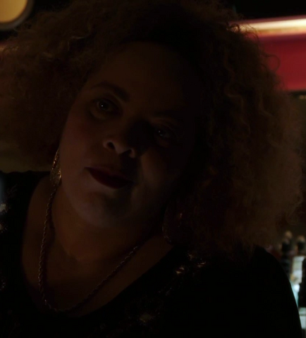File:Barmaid.png