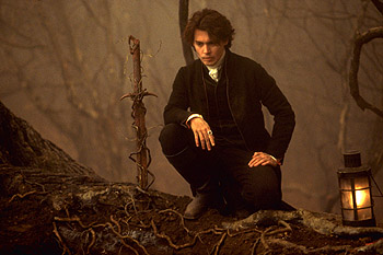 File:Johnnydeppsleepy.jpg